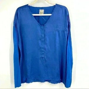 Go >‎ By Go Silk Blue Silk Top W/ Linen Sleeves And Raw Hem. Size Small
